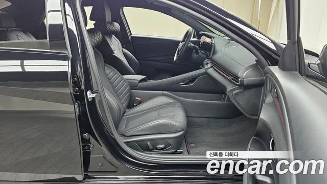 Hyundai AVANTE Новый Avante (CN7) — Фото автомобиля 11