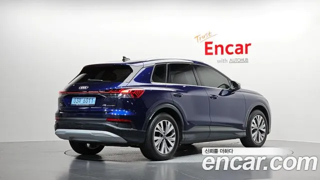 Audi Q4 e-tron — Фото автомобиля 2