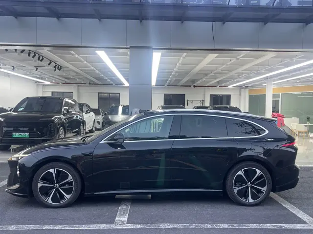Nio ET5 Touring — Фото автомобиля 6