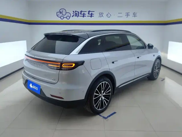 Leapmotor C11 — Фото автомобиля 3
