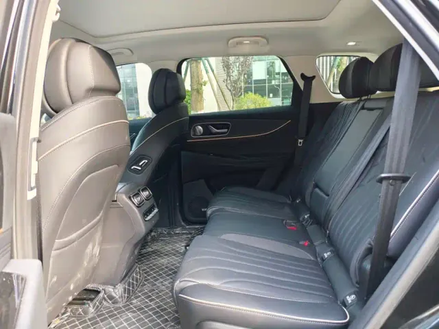 Chery Tiggo 9 — Фото автомобиля 10