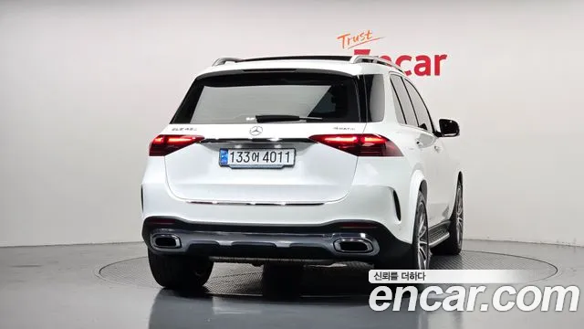 Mercedes-Benz GLE-Class — Фото автомобиля 4