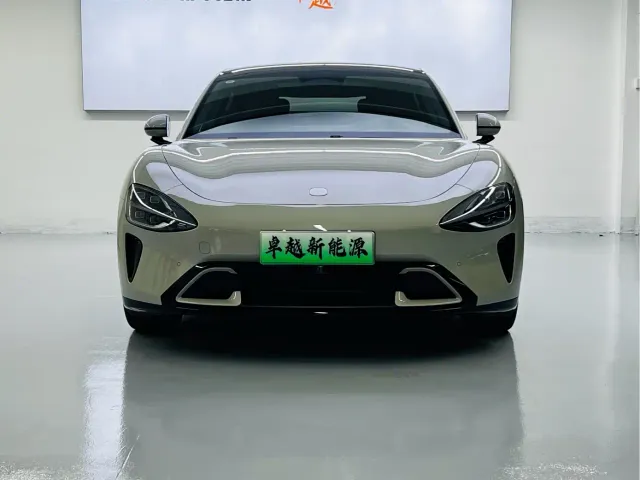 Xiaomi SU7 — Фото автомобиля 2
