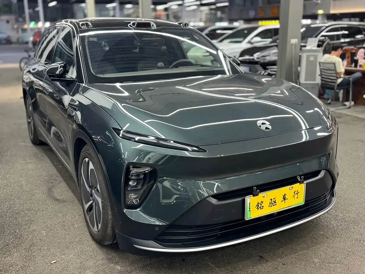NIO NIO ES8 2023 75kWh — Фото автомобиля 6