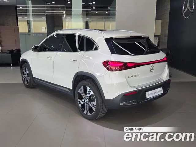 Mercedes-Benz EQA H243 — Фото автомобиля 6