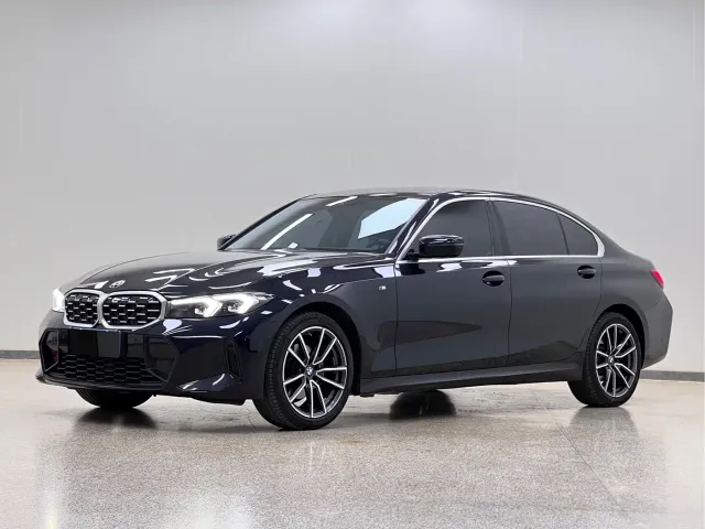 Фотография автомобиля — BMW 3 Series