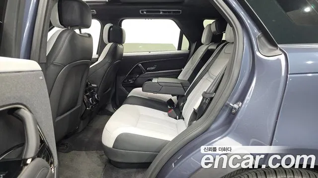Land Rover Range Rover Sport 3rd Gen — Фото автомобиля 16