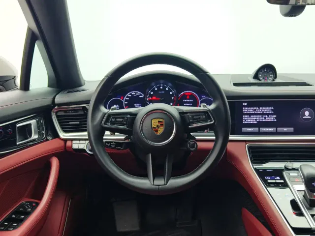 Porsche Panamera — Фото автомобиля 9