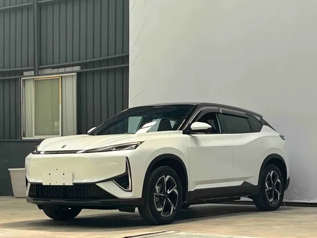 Фотография автомобиля — Dongfeng Fengshen L7