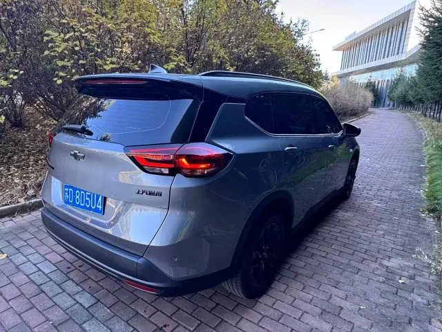 Chevrolet Orlando — Фото автомобиля 4