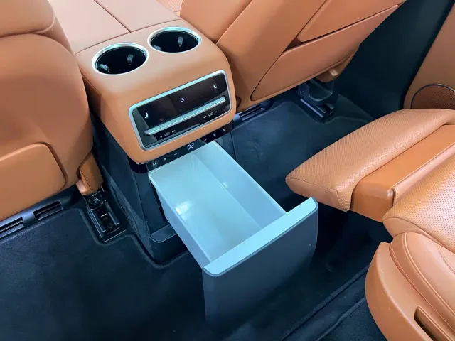 Li Auto L9 — Фото автомобиля 19
