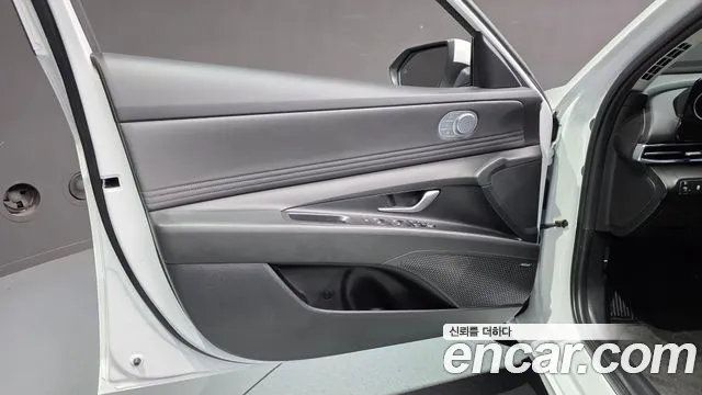 Hyundai AVANTE Новый Avante (CN7) — Фото автомобиля 23