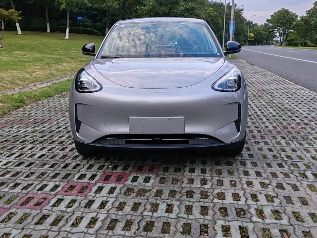Geely Galaxy Starry Wish — Фото автомобиля 2