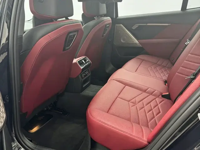BMW 5 Series — Фото автомобиля 3
