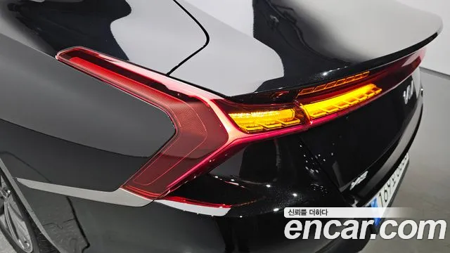 Kia K8 Signature — Фото автомобиля 19