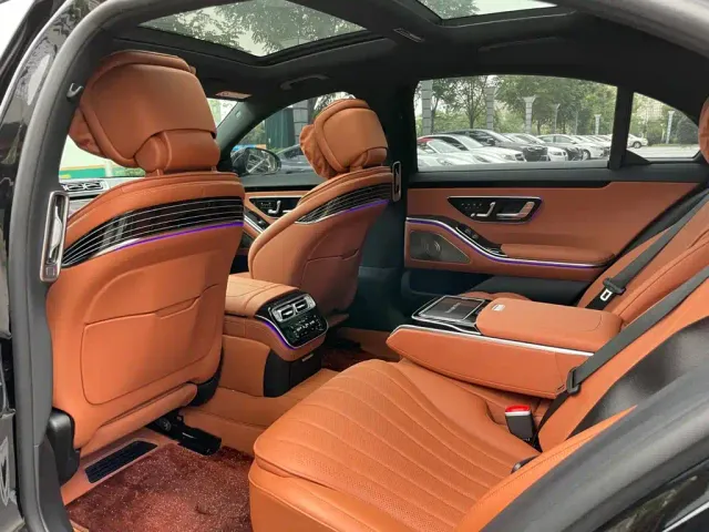 Mercedes-Benz S-Class — Фото автомобиля 13