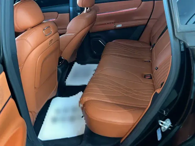 Changan Qiyuan Q07 — Фото автомобиля 13