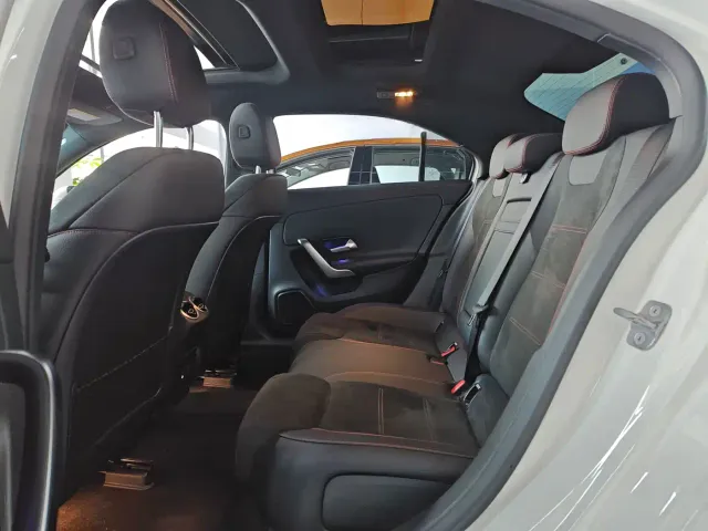 Mercedes-Benz A-Class — Фото автомобиля 9