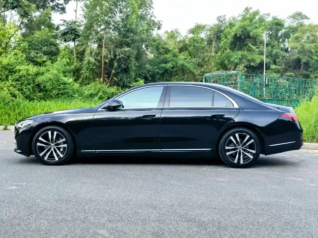 Mercedes-Benz S-Class — Фото автомобиля 4