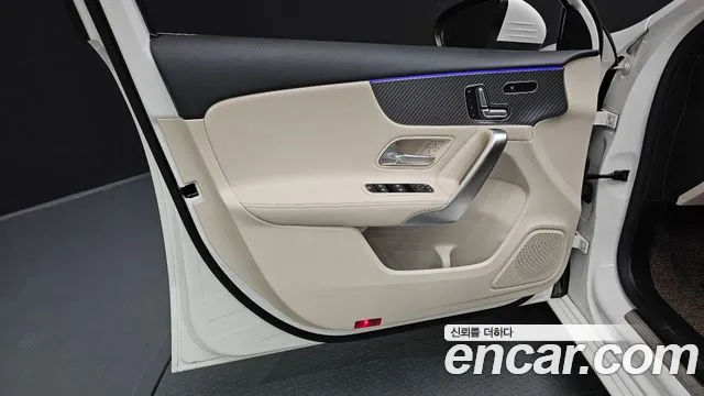 Mercedes-Benz A-Class W177 — Фото автомобиля 13