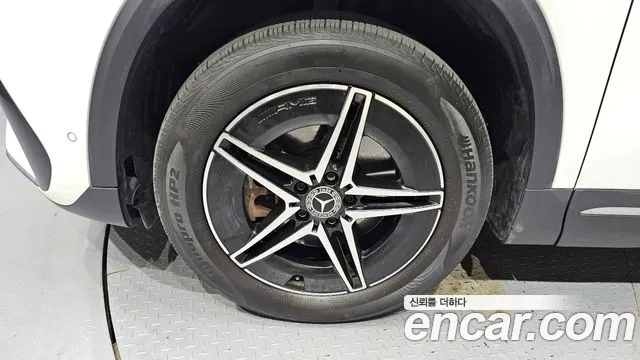 Mercedes-Benz EQA — Фото автомобиля 5