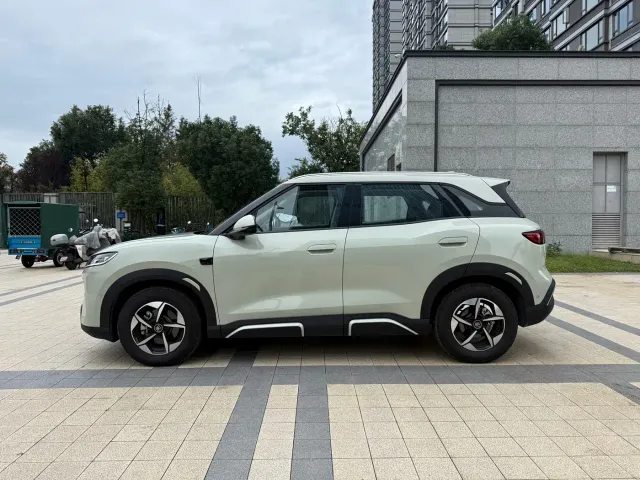 BYD Yuan UP — Фото автомобиля 16