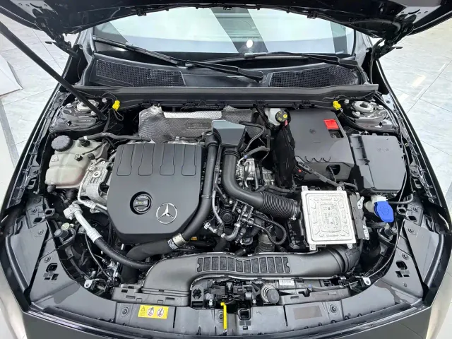 Mercedes-Benz A-Class — Фото автомобиля 24