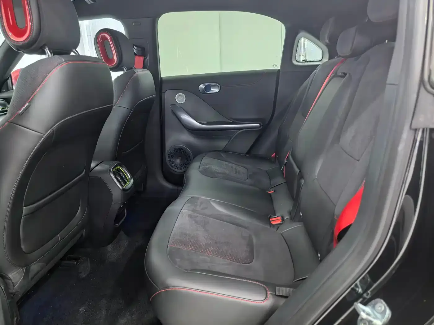 smart smart Elf #1 2022 BRABUS Performance Edition — Фото автомобиля 5