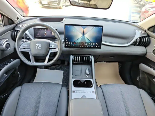 BYD Yuan PLUS — Фото автомобиля 9