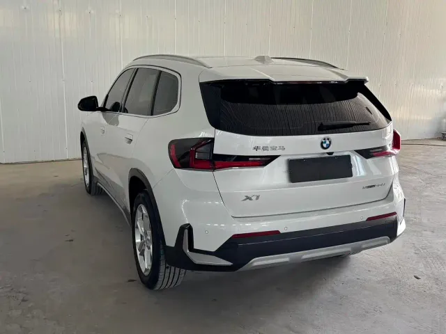 BMW X1 — Фото автомобиля 5