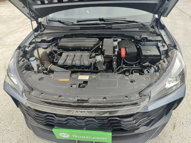 Dongfeng Yixuan — Фото автомобиля 19