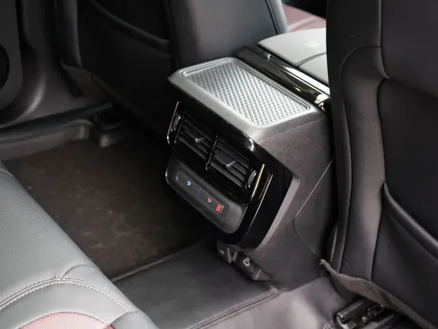 Land Rover Range Rover Evoque — Фото автомобиля 7