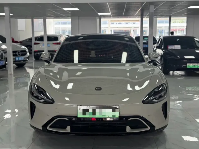 Xiaomi SU7 — Фото автомобиля 2