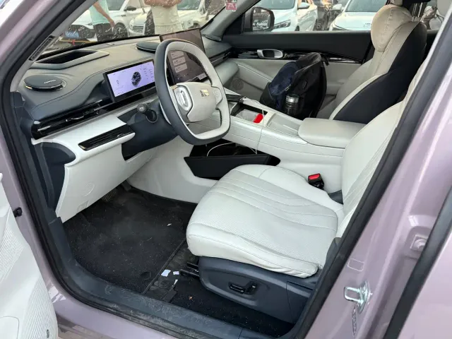 Geely Galaxy E5 — Фото автомобиля 4