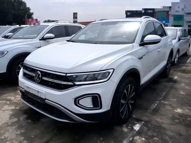 Фотография автомобиля — Volkswagen T-Roc