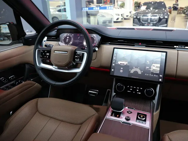 Land Rover Range Rover — Фото автомобиля 9