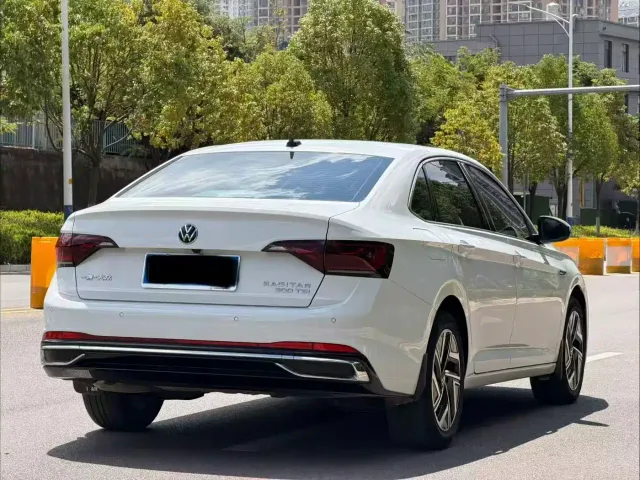 Volkswagen Sagitar — Фото автомобиля 7