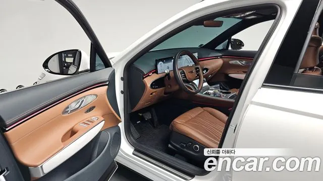 Genesis GV70 2.5T Бензин AWD — Фото автомобиля 10