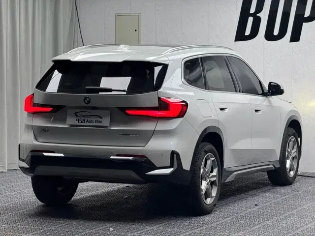 BMW X1 — Фото автомобиля 9