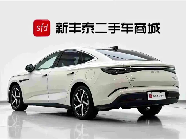 BYD Seal 07 DM-i — Фото автомобиля 5