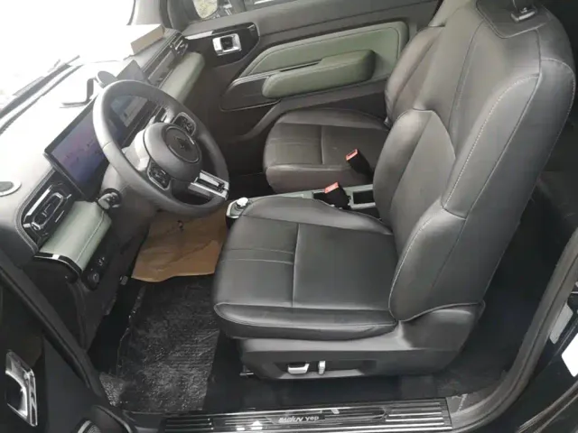 Baojun Yep — Фото автомобиля 14