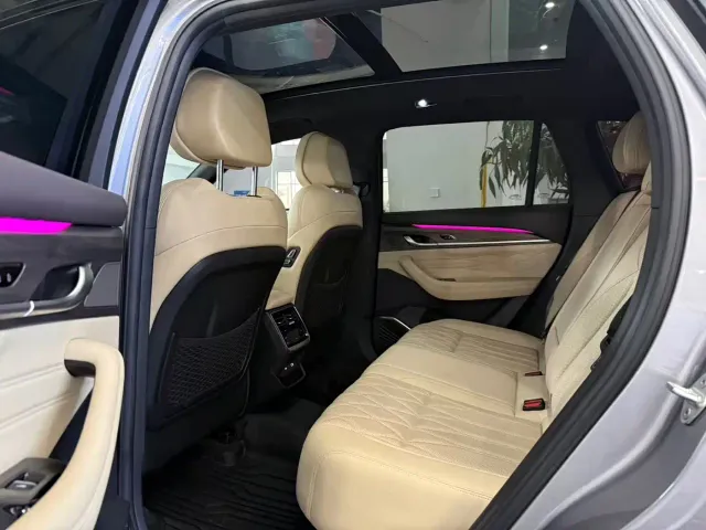 Geely Xingyue L — Фото автомобиля 5