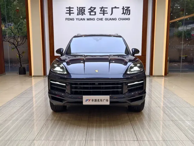 Porsche Cayenne — Фото автомобиля 2
