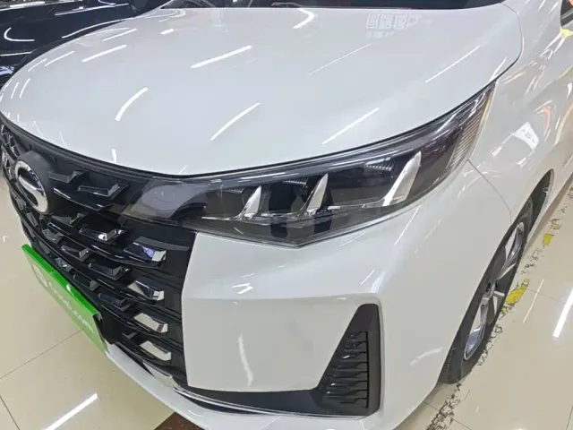 GAC Trumpchi M6 — Фото автомобиля 23