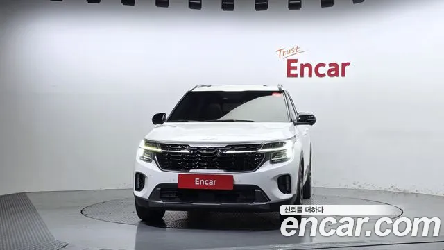 Kia Seltos — Фото автомобиля 3
