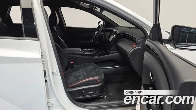 Hyundai Tucson Tucson (NX4) Бензин 1.6 турбо 2WD — Фото автомобиля 11