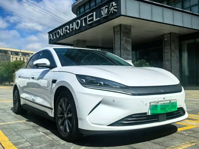 BYD Qin L — Фото автомобиля 2