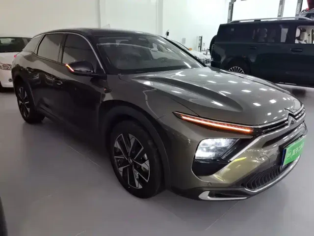 Citroen C5 X — Фото автомобиля 3