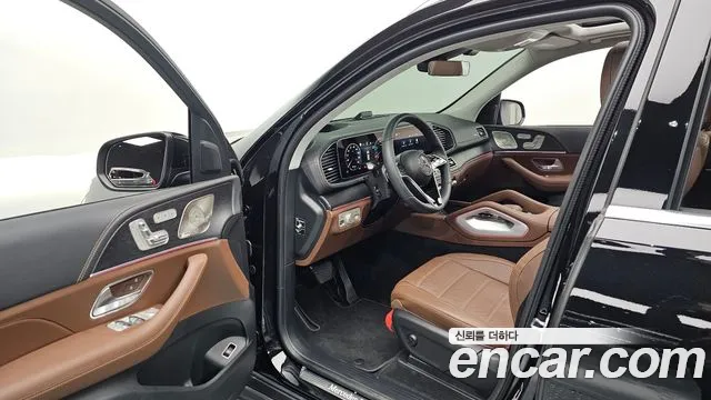 Mercedes-Benz GLE-Class — Фото автомобиля 11