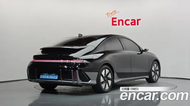 Hyundai Ioniq 6 — Фото автомобиля 2